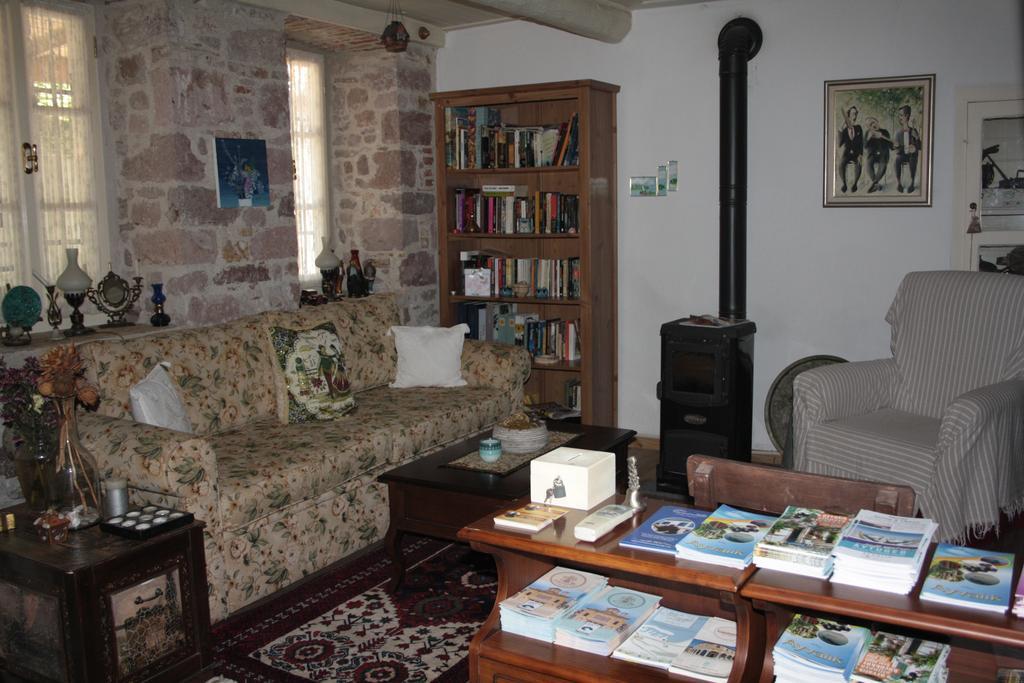 Istanbul Pension Ayvalı Εξωτερικό φωτογραφία