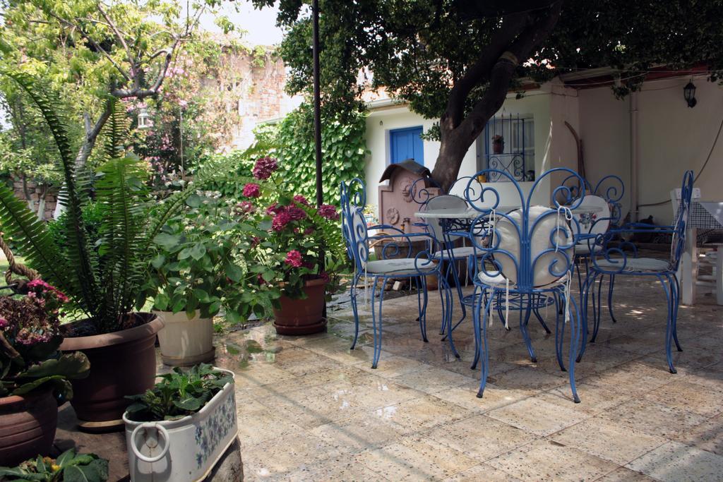 Istanbul Pension Ayvalı Εξωτερικό φωτογραφία